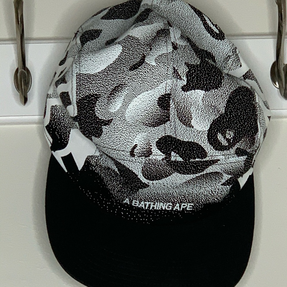 Barely worn! Bape hat 100% Authentic